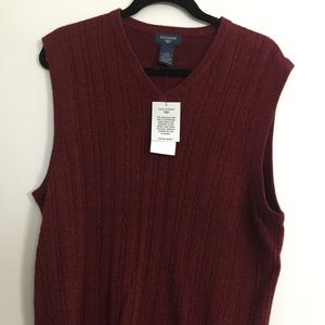 Dockers Sweater Vest "Extra Soft" RED Size L NEW